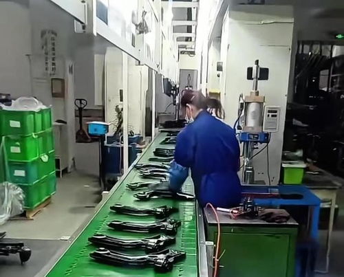 工廠臨時工 月薪6000 ,一個月后老員工笑了 這樣的方式才合適